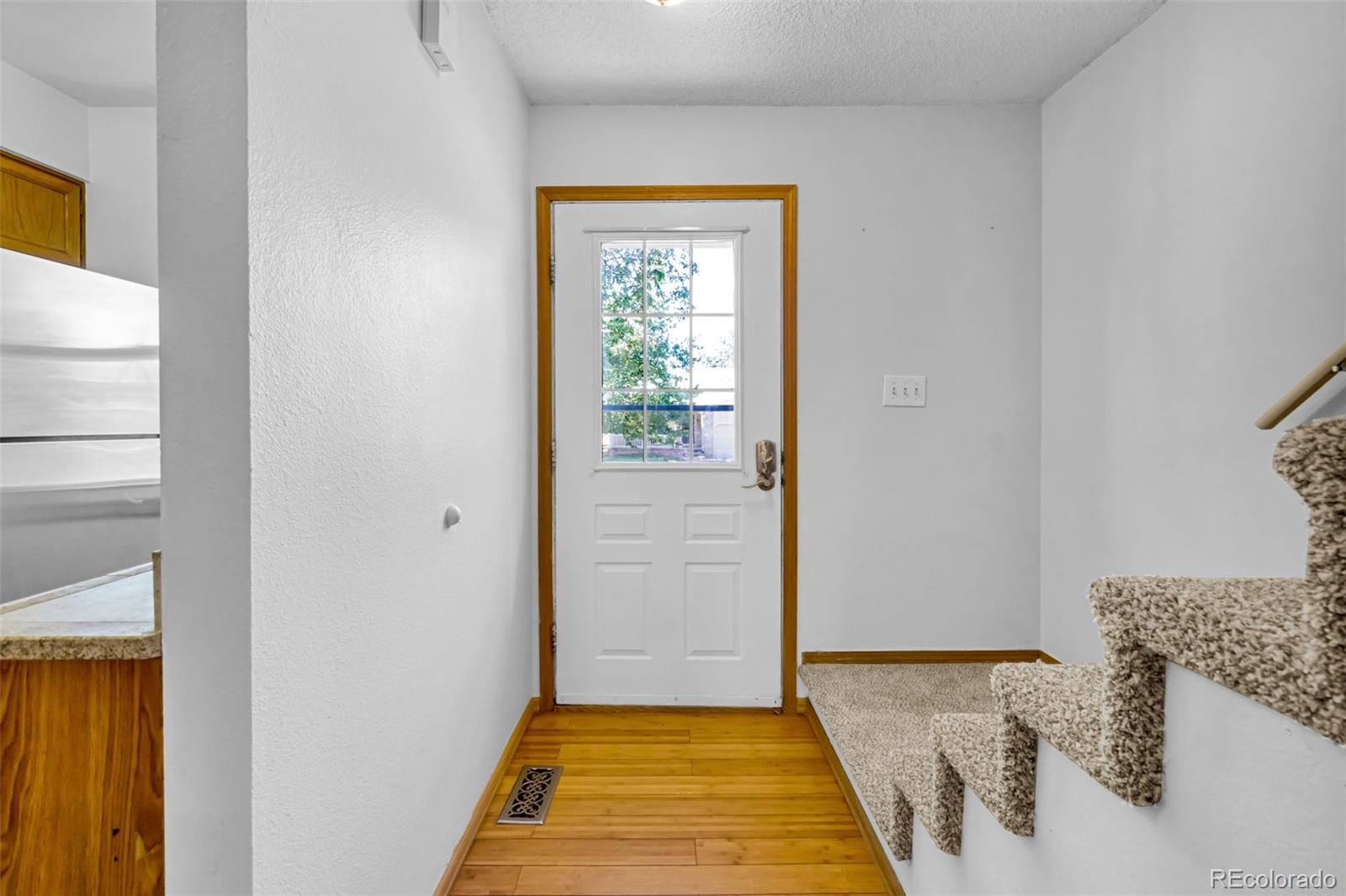 MLS Image #4 for 1699 s trenton street,denver, Colorado
