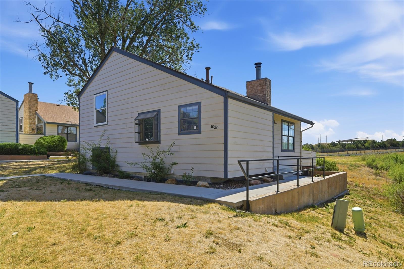 MLS Image #0 for 1030 s zeno way,aurora, Colorado