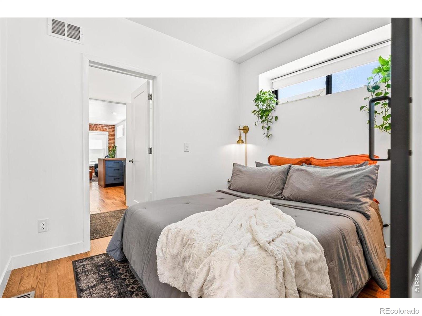 MLS Image #18 for 3317  navajo street,denver, Colorado