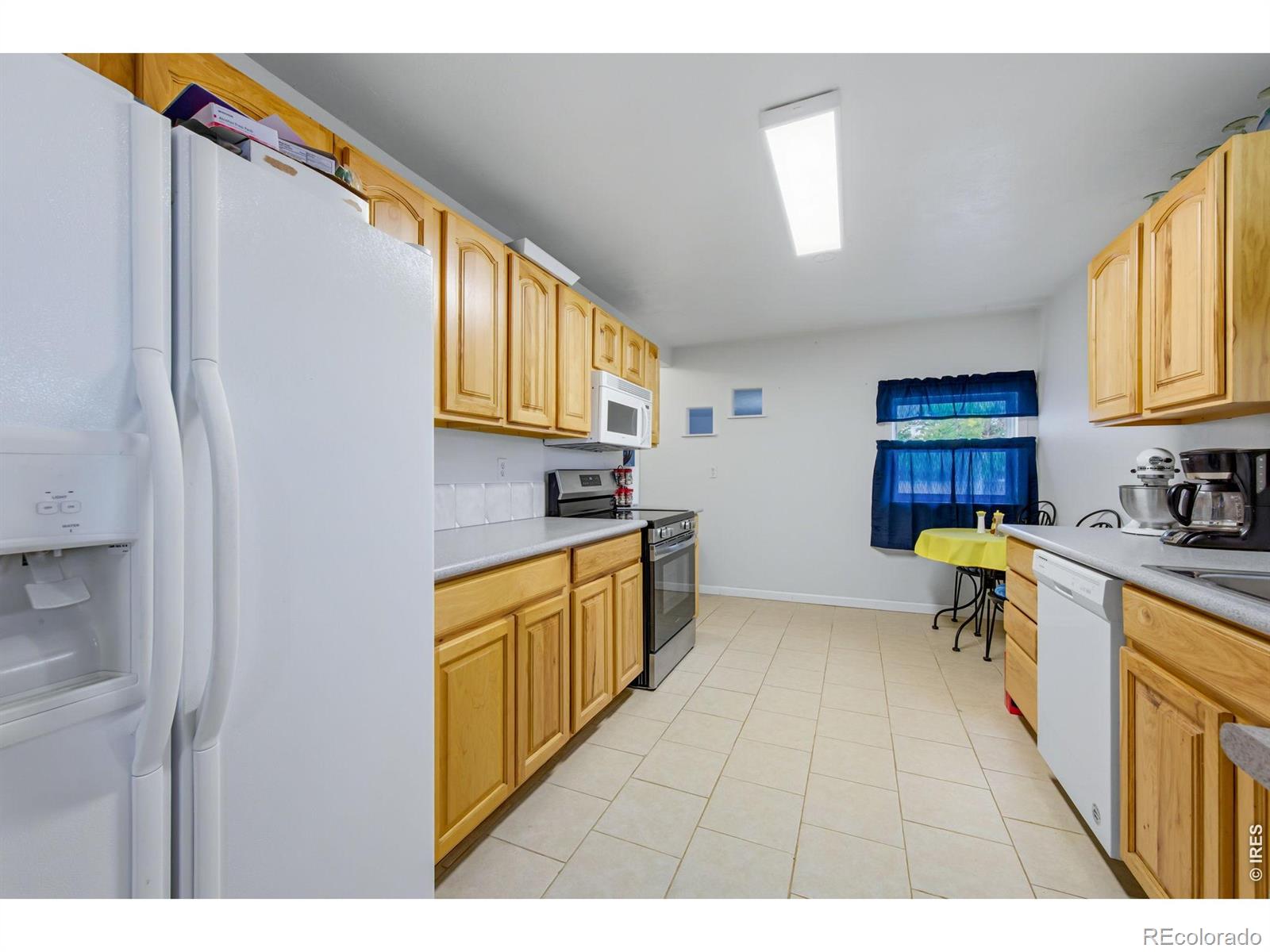 MLS Image #4 for 4331  page place,loveland, Colorado