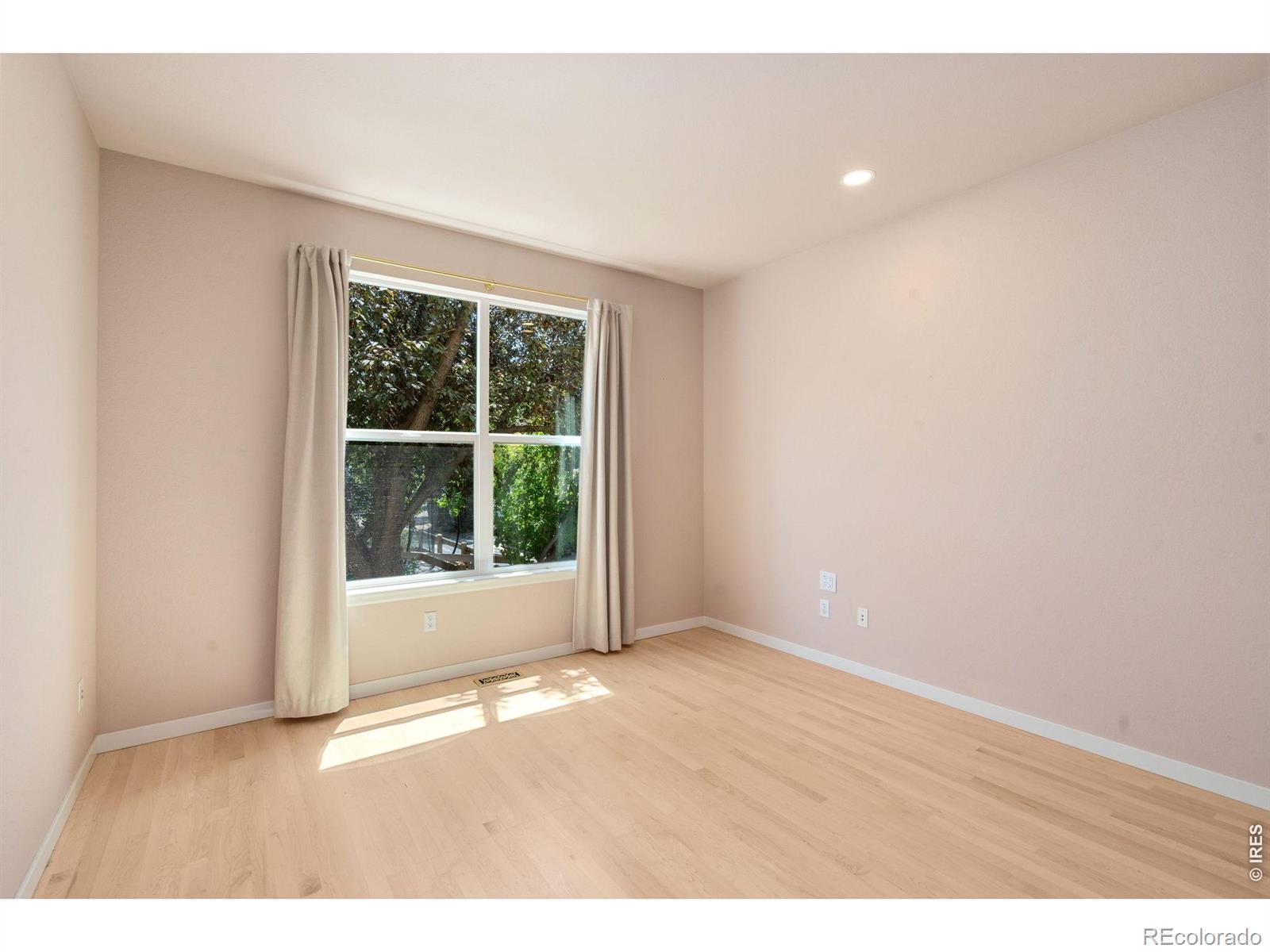MLS Image #22 for 3809  observatory drive,fort collins, Colorado