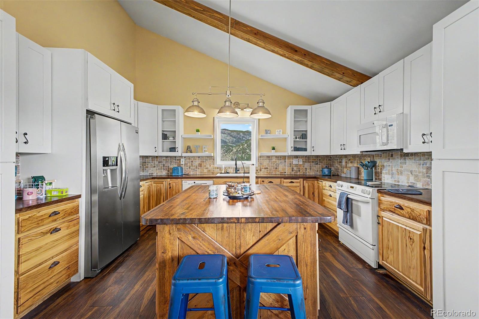 MLS Image #11 for 38  navajo court,lyons, Colorado