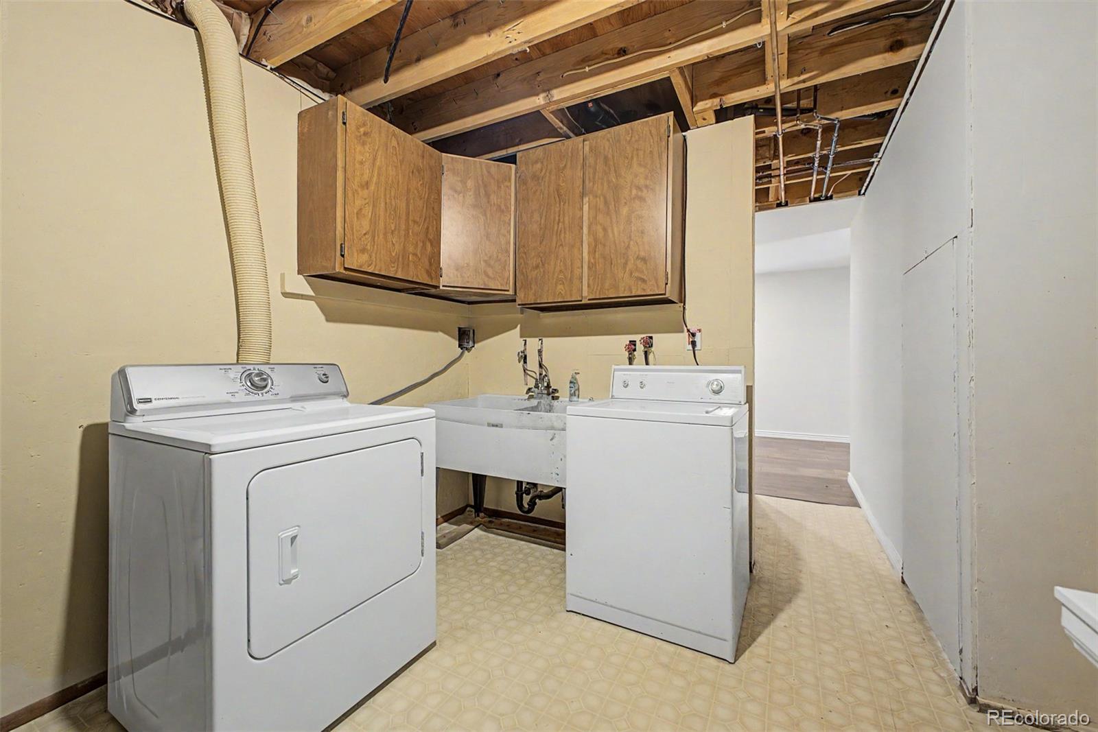 MLS Image #40 for 38  navajo court,lyons, Colorado