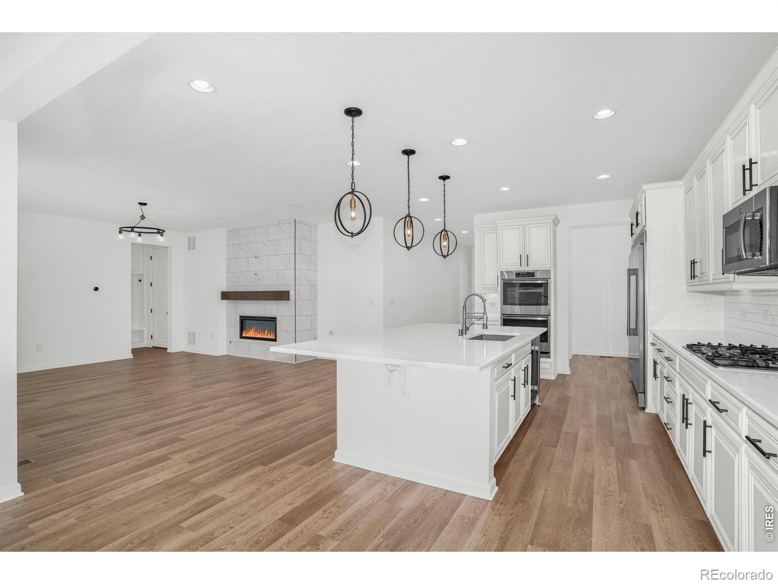 MLS Image #9 for 15160  gaylord street,thornton, Colorado