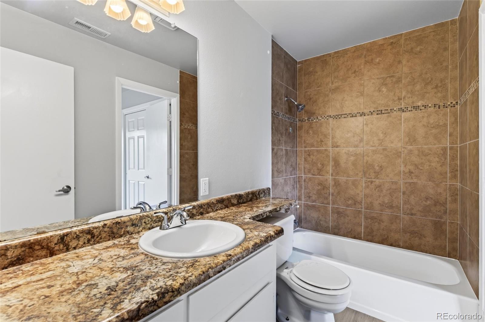 MLS Image #11 for 2273 s buckley road 202,aurora, Colorado