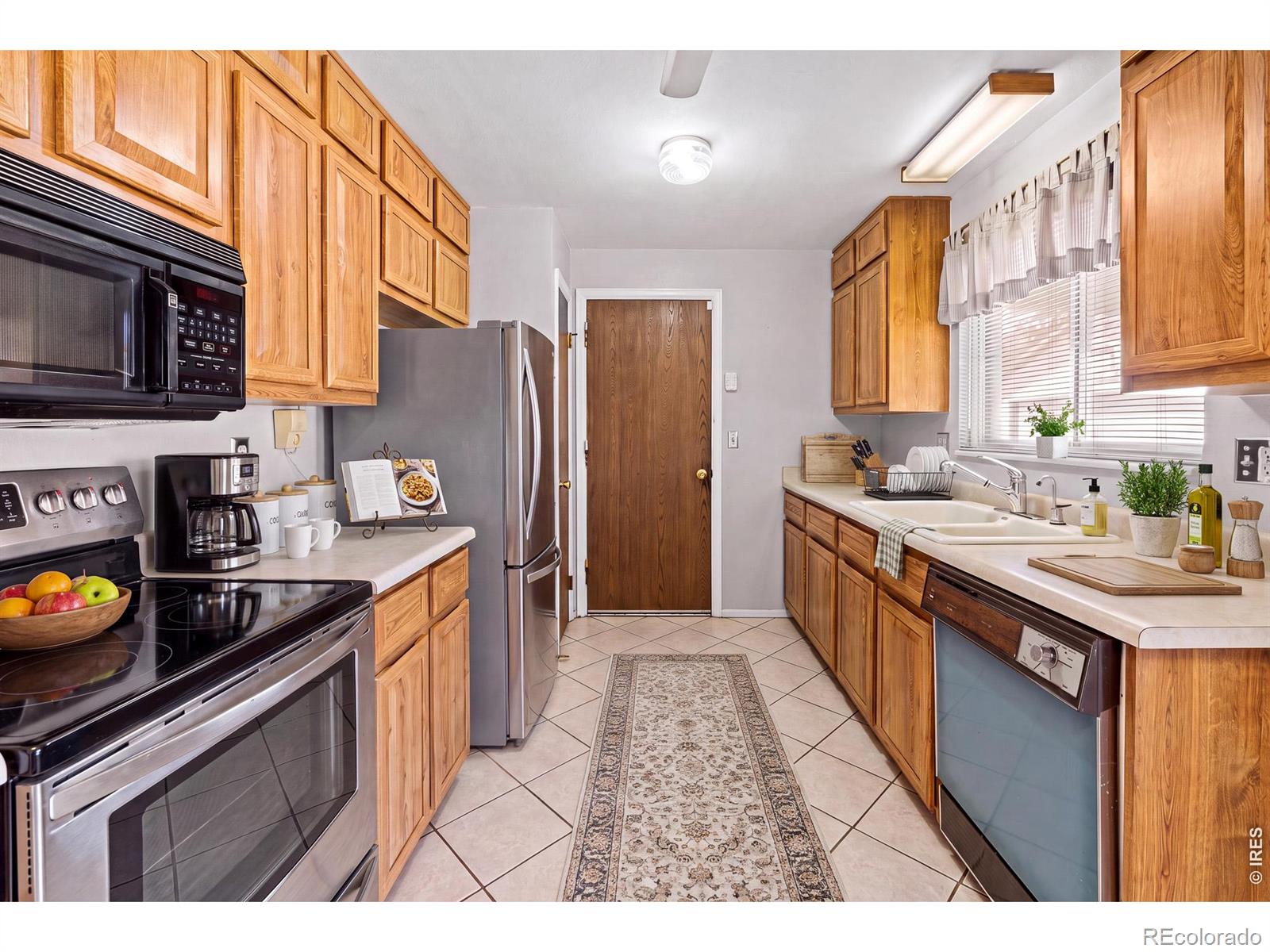 MLS Image #11 for 1082  lilac court,broomfield, Colorado