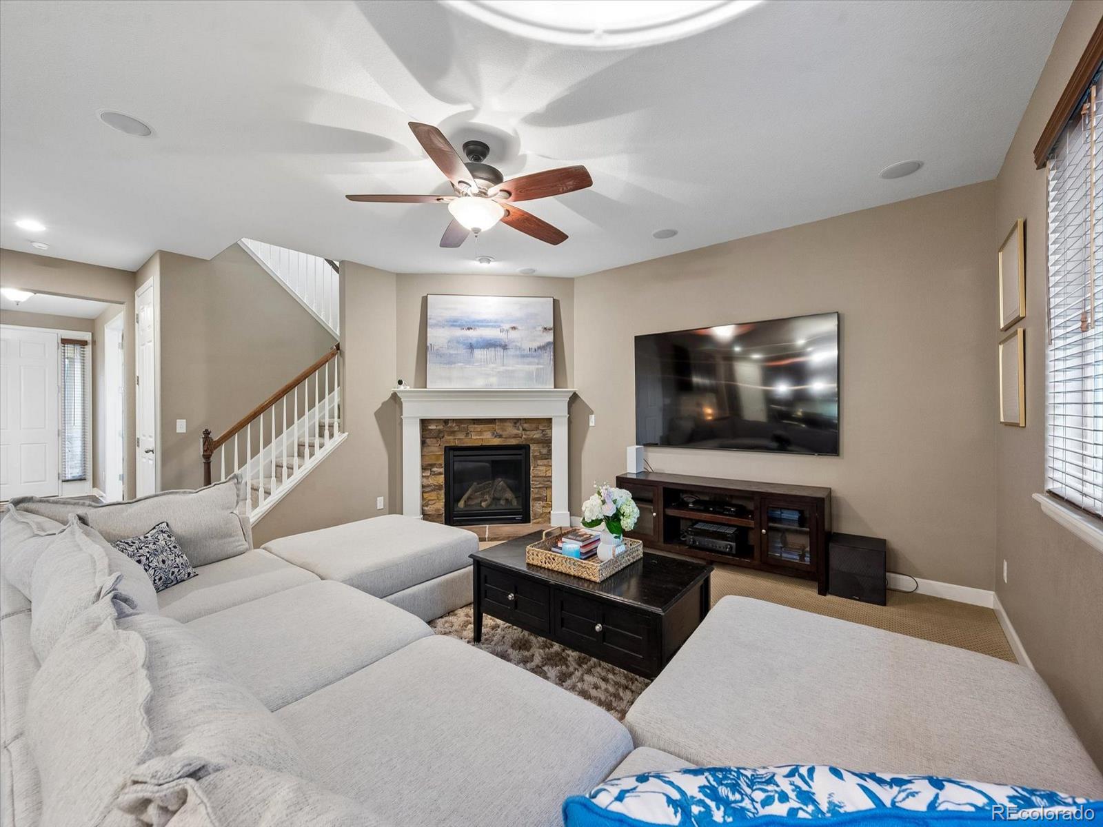 MLS Image #9 for 6320 s langdale way,aurora, Colorado