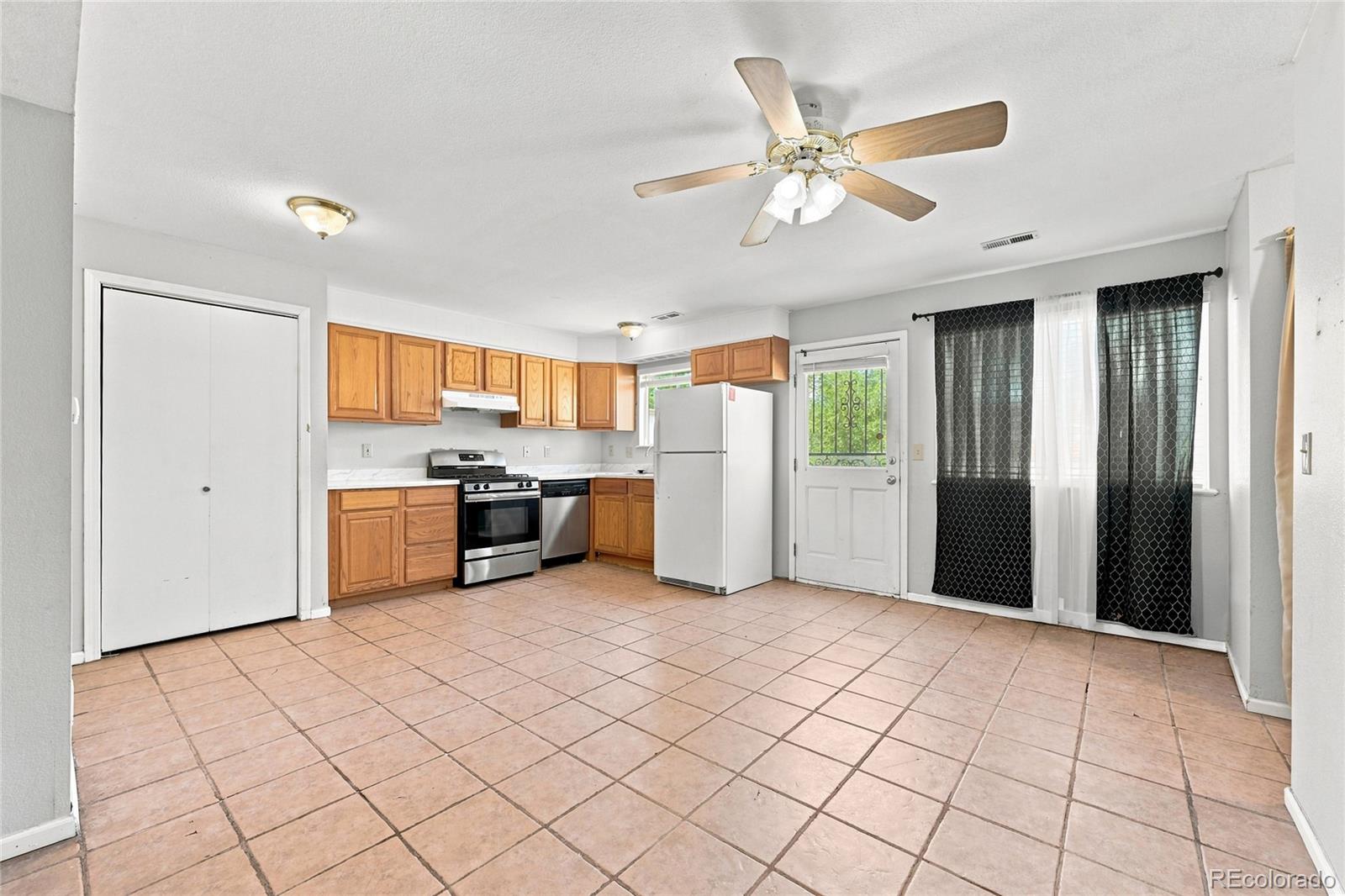 MLS Image #10 for 931 s utica street,denver, Colorado