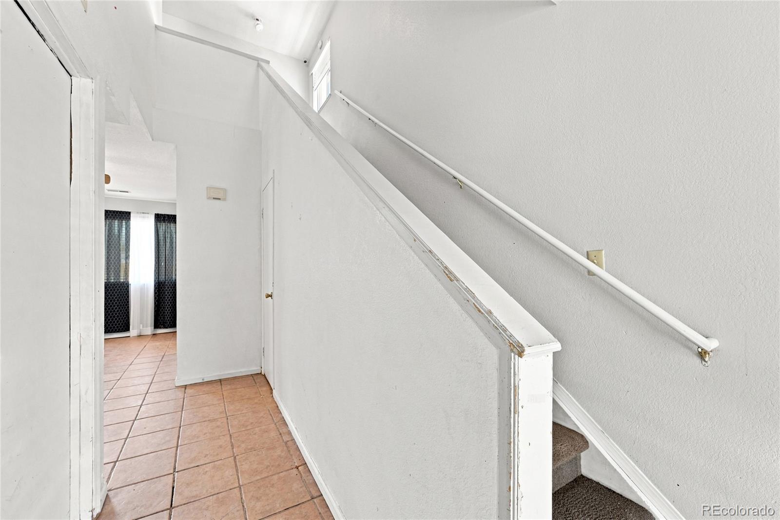 MLS Image #8 for 931 s utica street,denver, Colorado