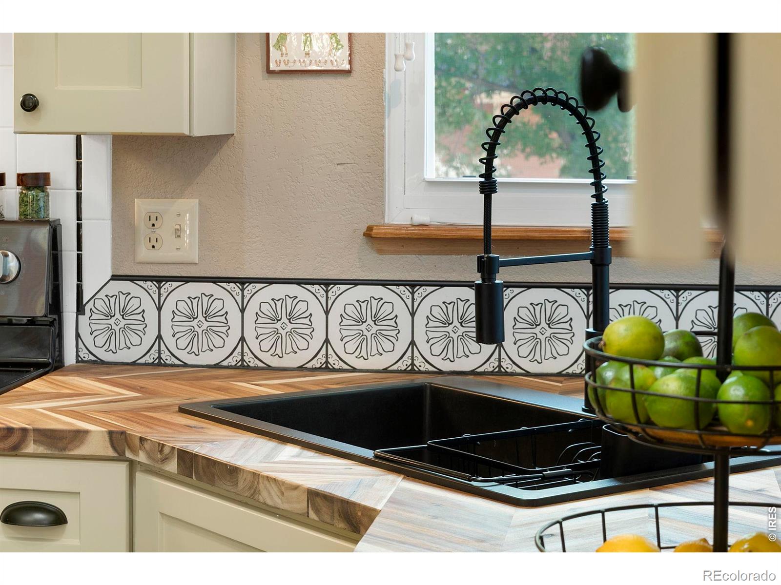 MLS Image #9 for 2124  thunderstone court,fort collins, Colorado