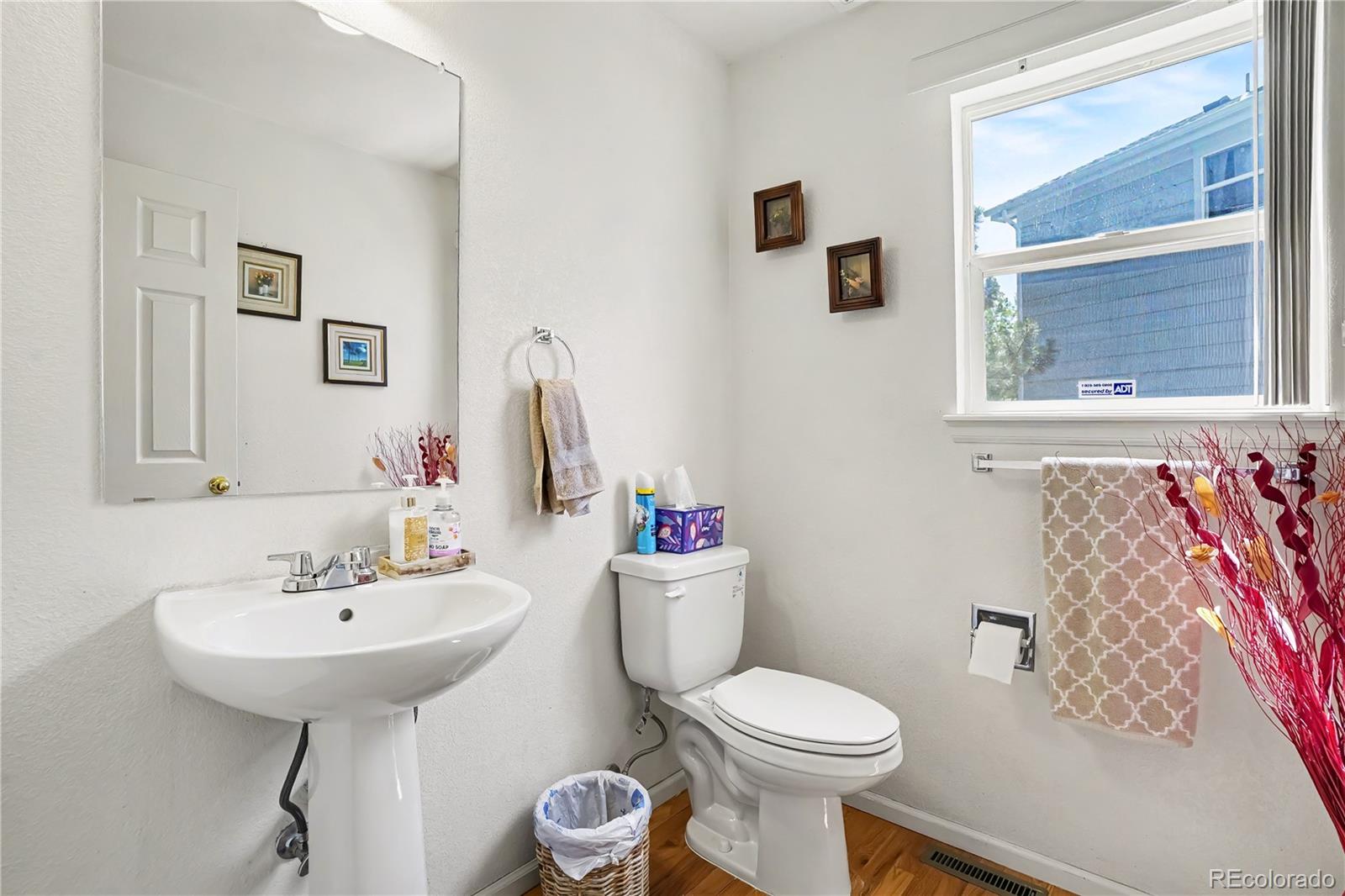 MLS Image #18 for 22398 e oxford drive,aurora, Colorado