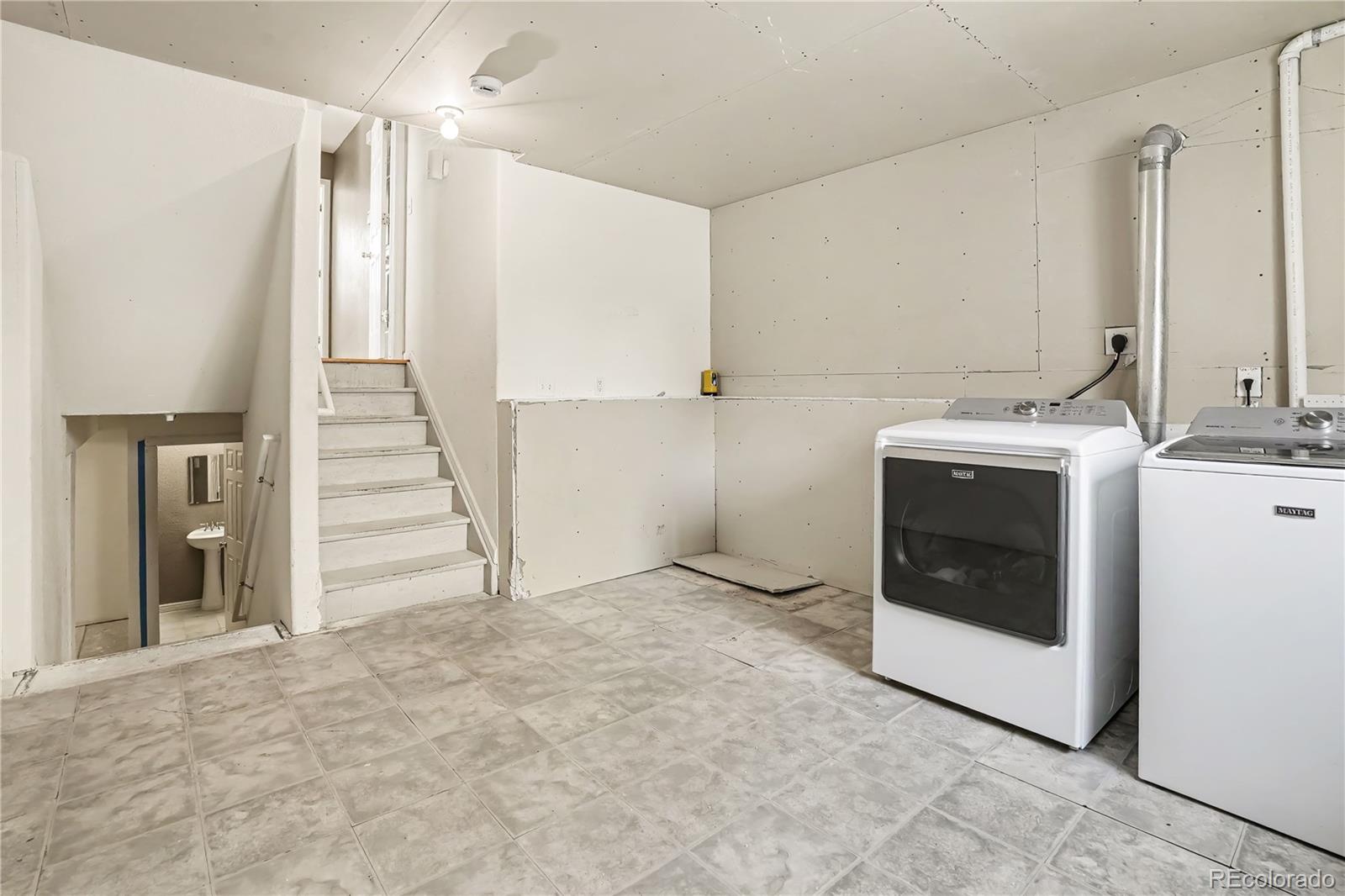 MLS Image #27 for 22398 e oxford drive,aurora, Colorado