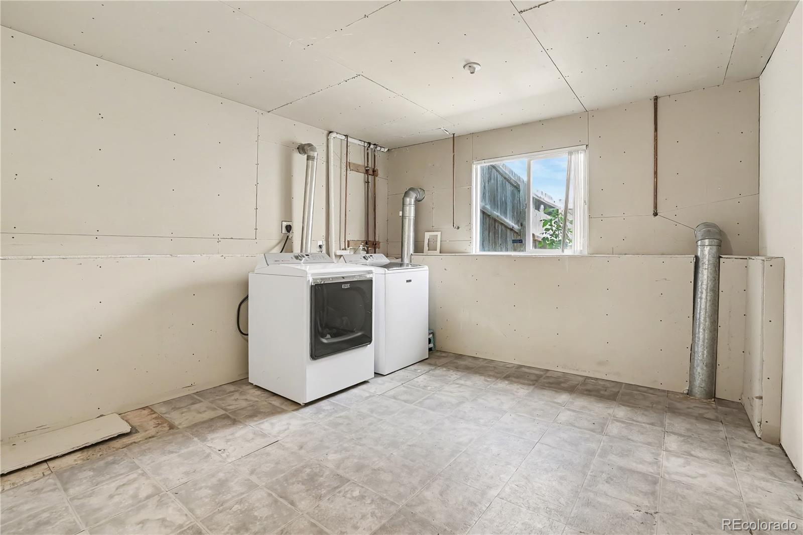 MLS Image #28 for 22398 e oxford drive,aurora, Colorado