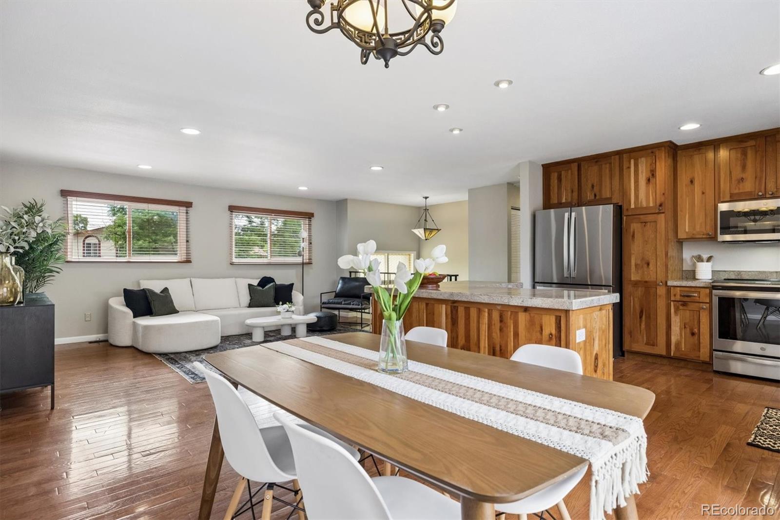 MLS Image #5 for 11931 e hawaii circle,aurora, Colorado