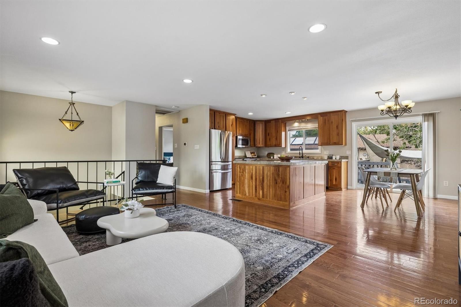 MLS Image #6 for 11931 e hawaii circle,aurora, Colorado