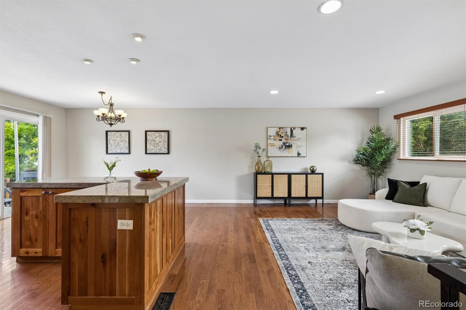 MLS Image #8 for 11931 e hawaii circle,aurora, Colorado
