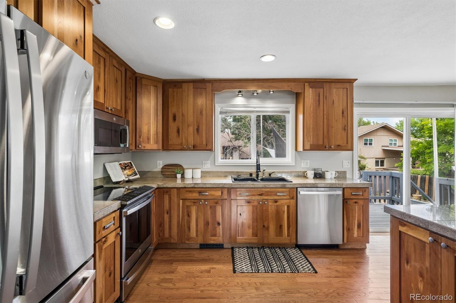 MLS Image #9 for 11931 e hawaii circle,aurora, Colorado