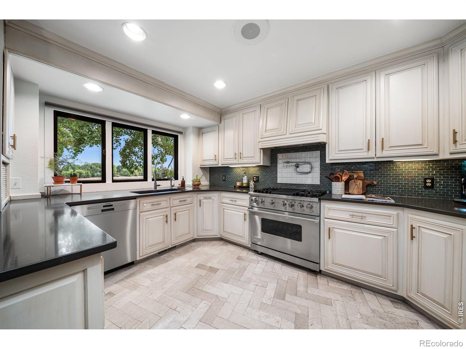 MLS Image #15 for 2109  country club cove,fort collins, Colorado
