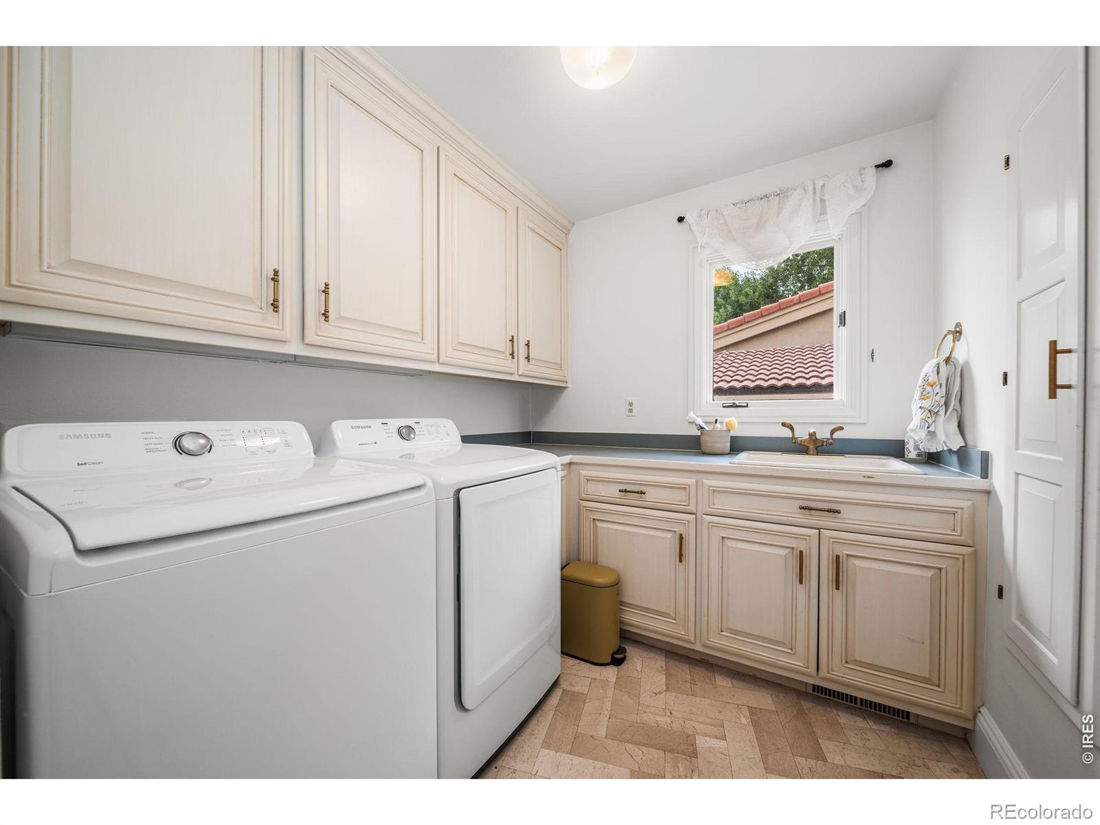 MLS Image #37 for 2109  country club cove,fort collins, Colorado