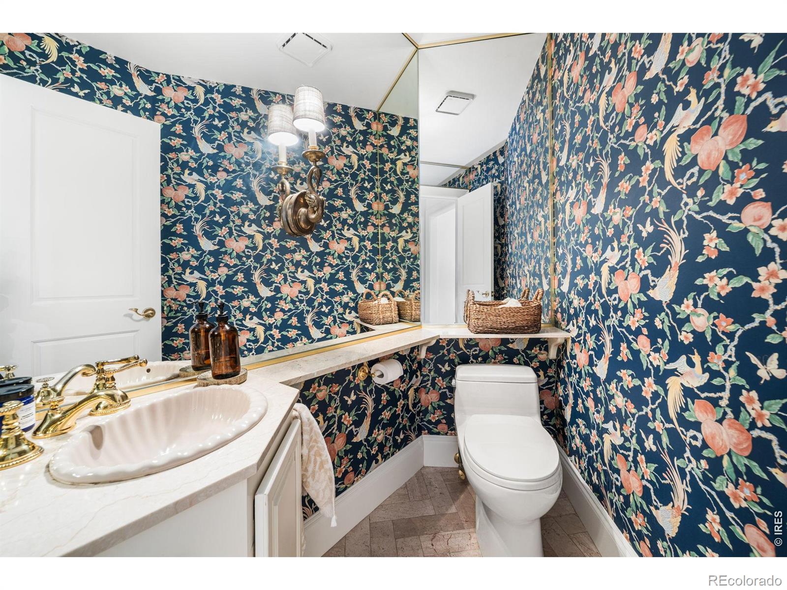 MLS Image #38 for 2109  country club cove,fort collins, Colorado