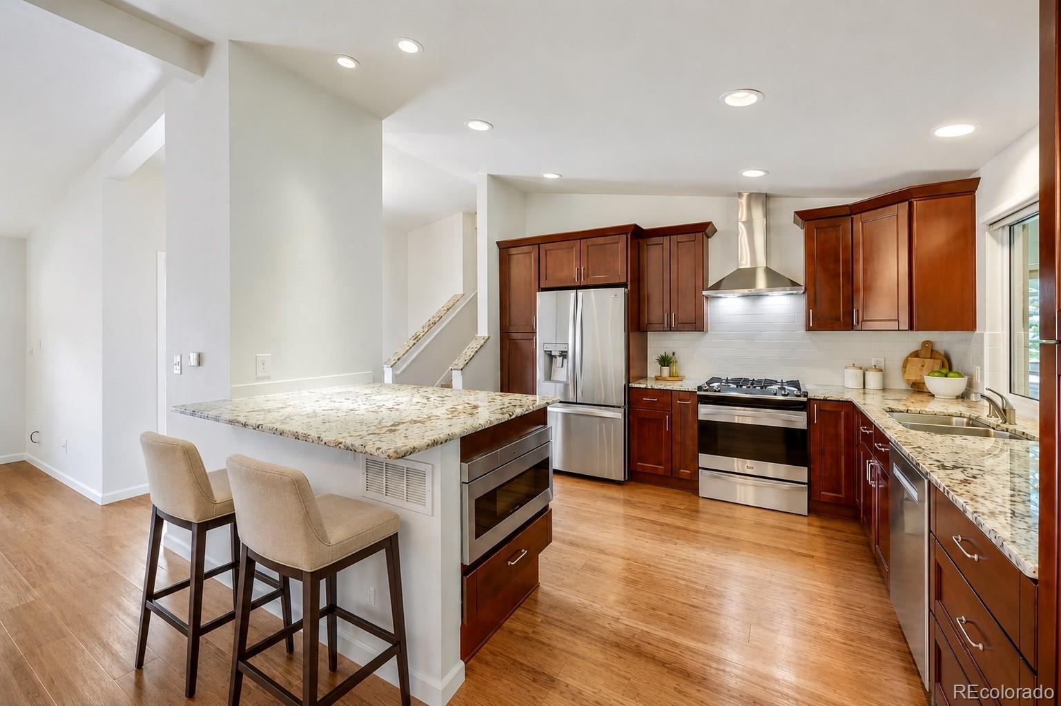 MLS Image #4 for 883 s nelson way,lakewood, Colorado