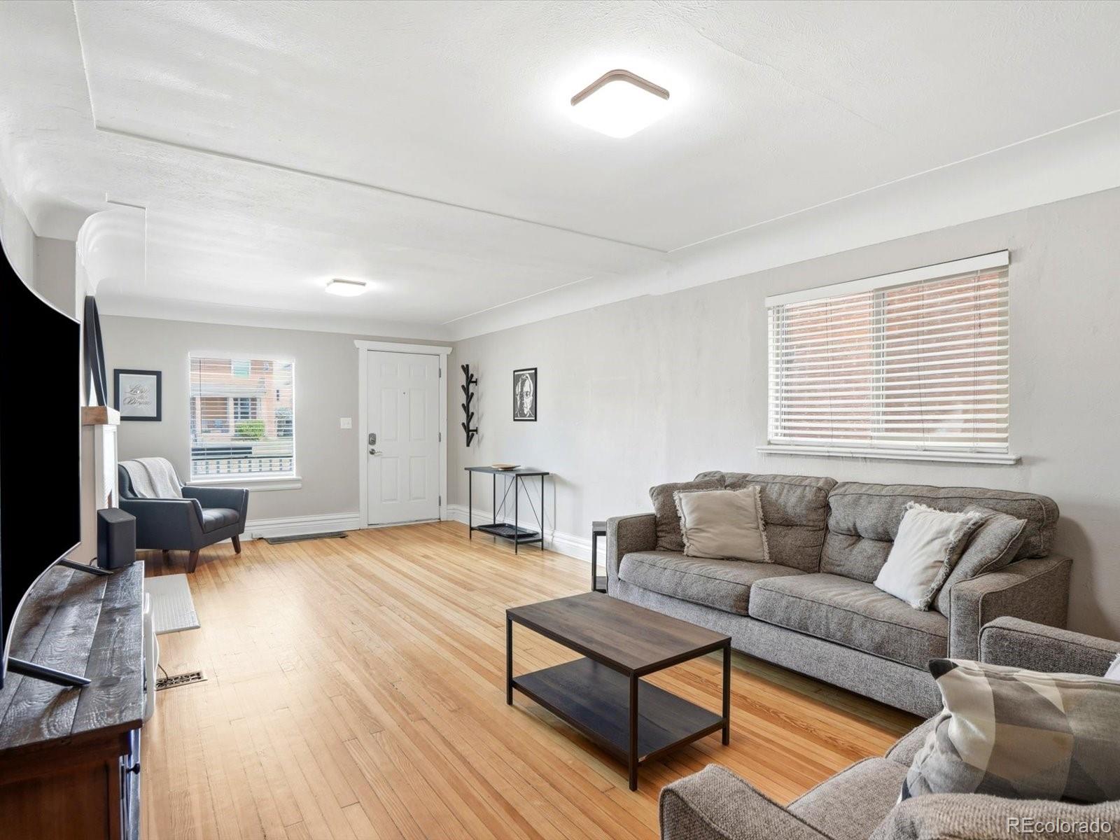 MLS Image #12 for 2343 n downing street,denver, Colorado