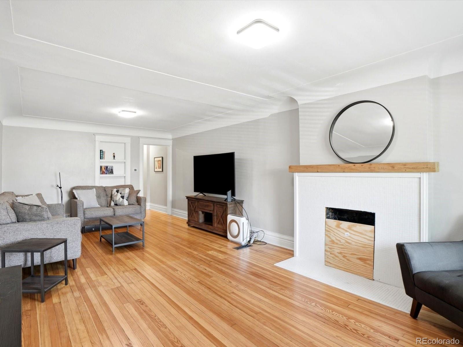 MLS Image #4 for 2343 n downing street,denver, Colorado