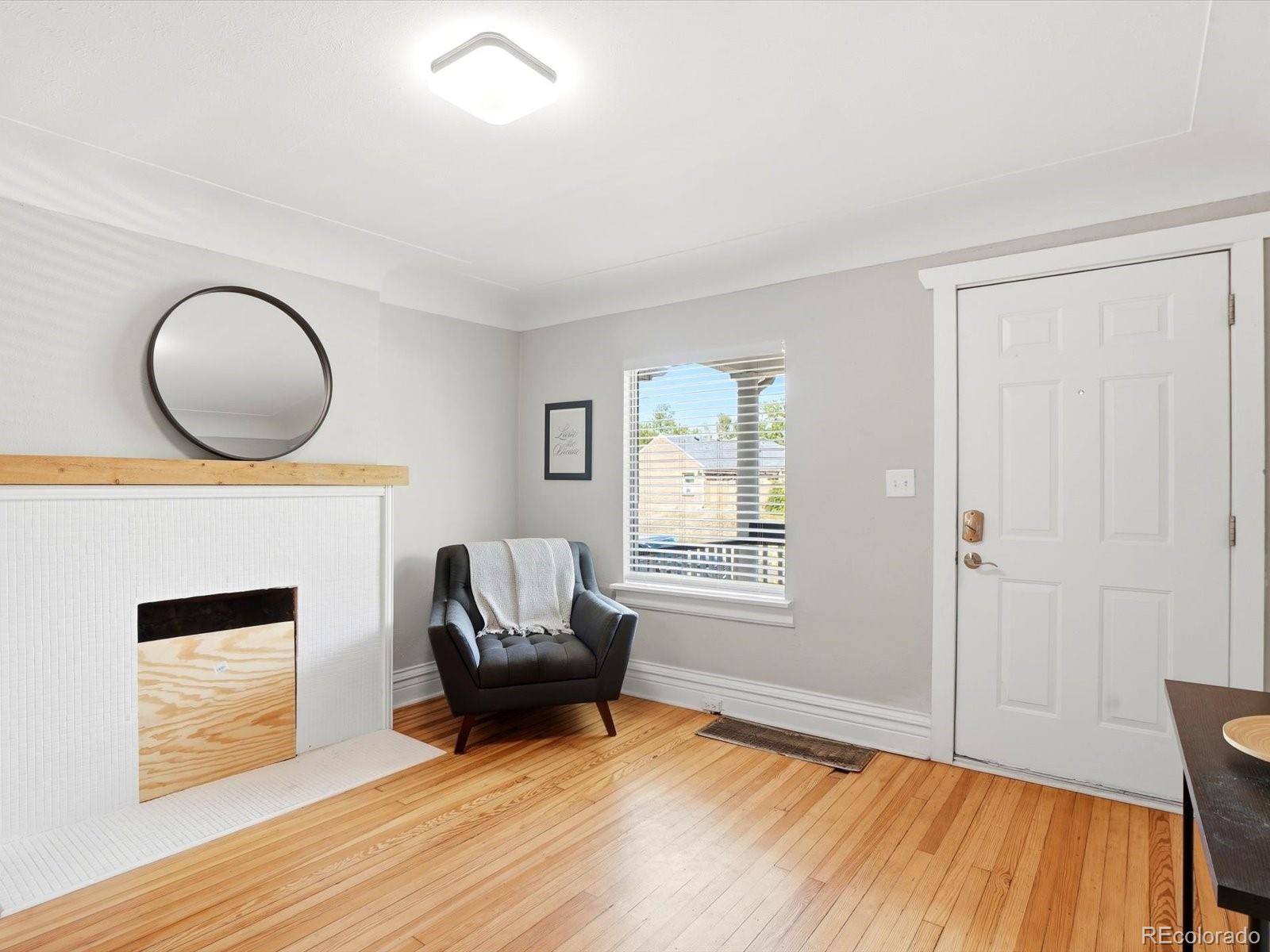 MLS Image #5 for 2343 n downing street,denver, Colorado