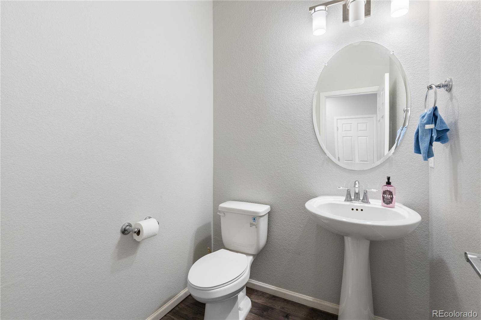MLS Image #11 for 19231 e 65th avenue,denver, Colorado