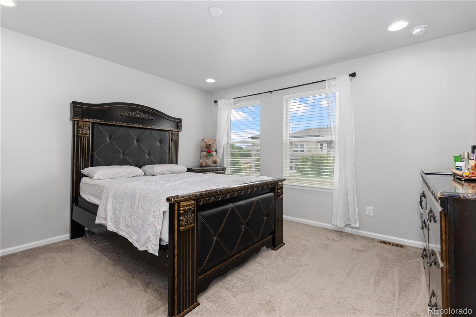 MLS Image #12 for 19231 e 65th avenue,denver, Colorado