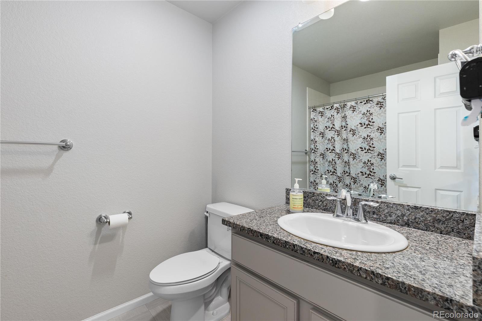 MLS Image #20 for 19231 e 65th avenue,denver, Colorado