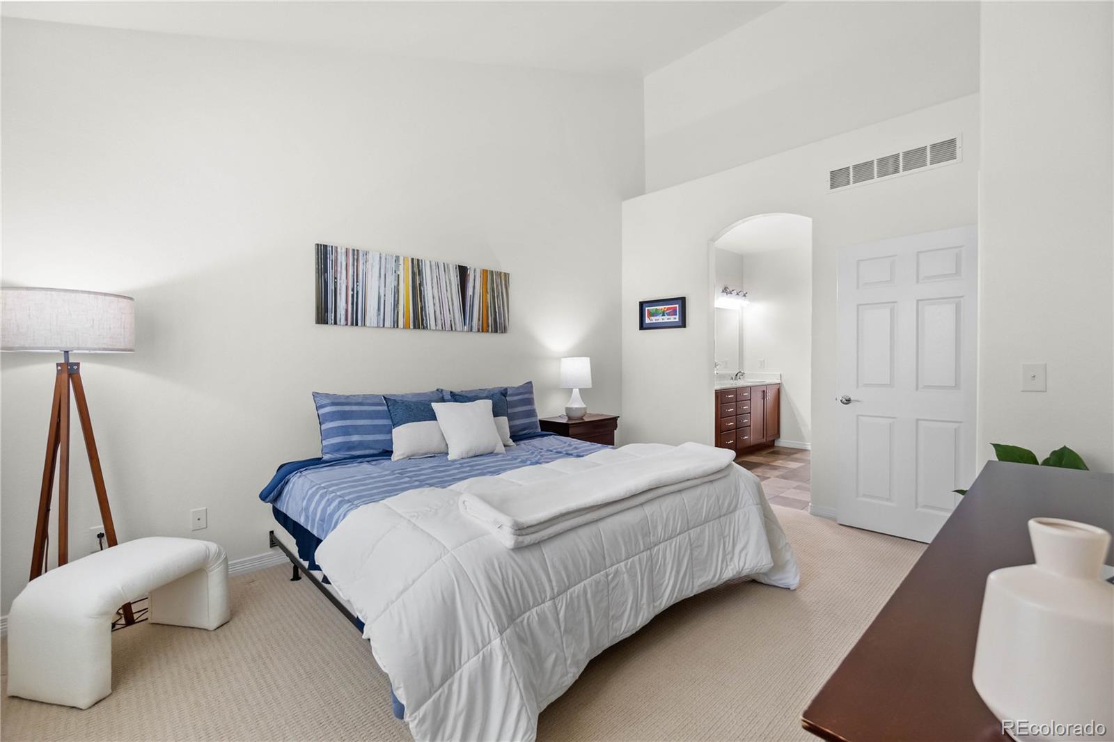 MLS Image #17 for 22241 e euclid drive,aurora, Colorado
