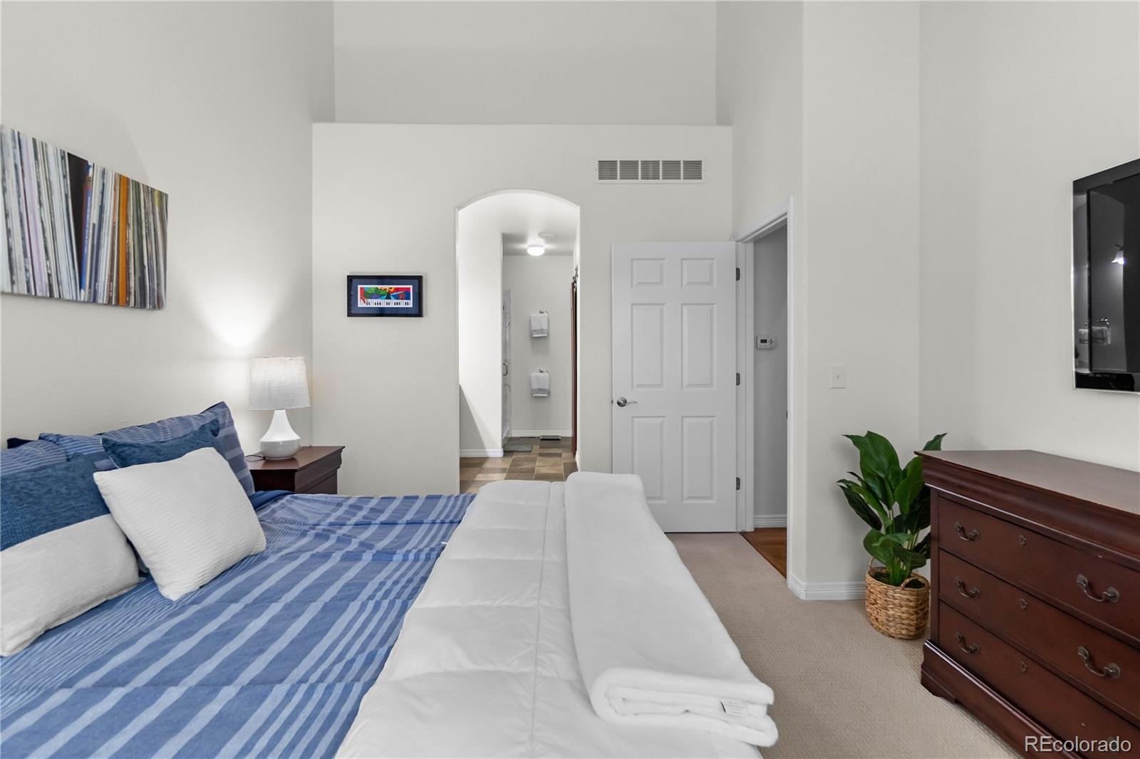 MLS Image #18 for 22241 e euclid drive,aurora, Colorado