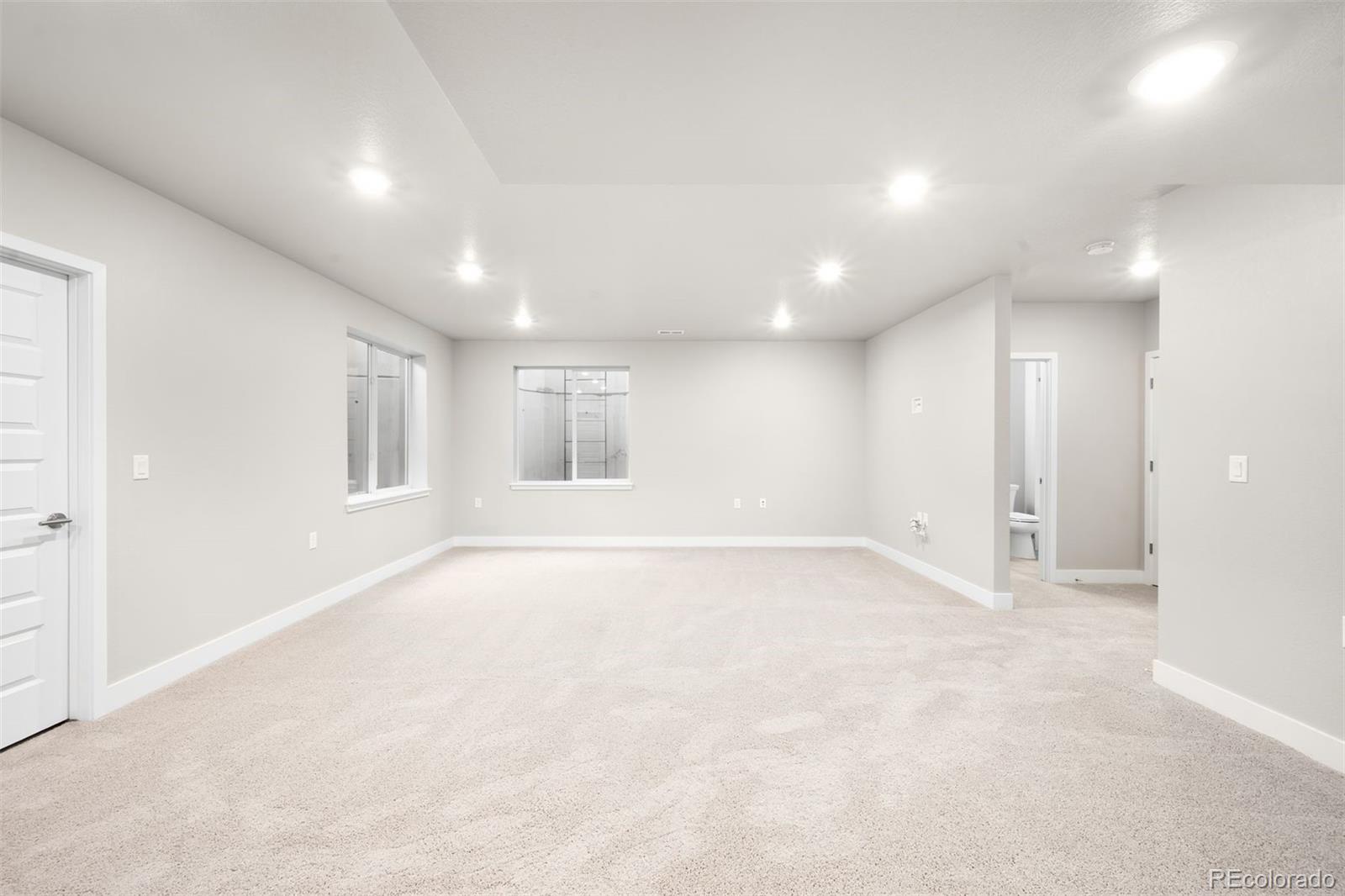 MLS Image #28 for 6671 s lee street,littleton, Colorado