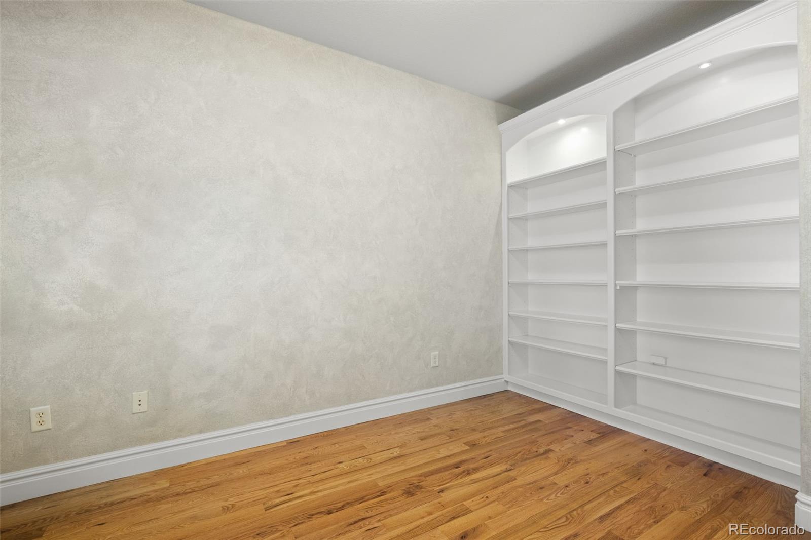 MLS Image #5 for 1145  harrison street ,denver, Colorado