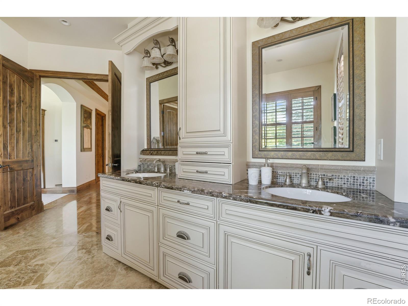 MLS Image #18 for 4053 e iris court,greenwood village, Colorado