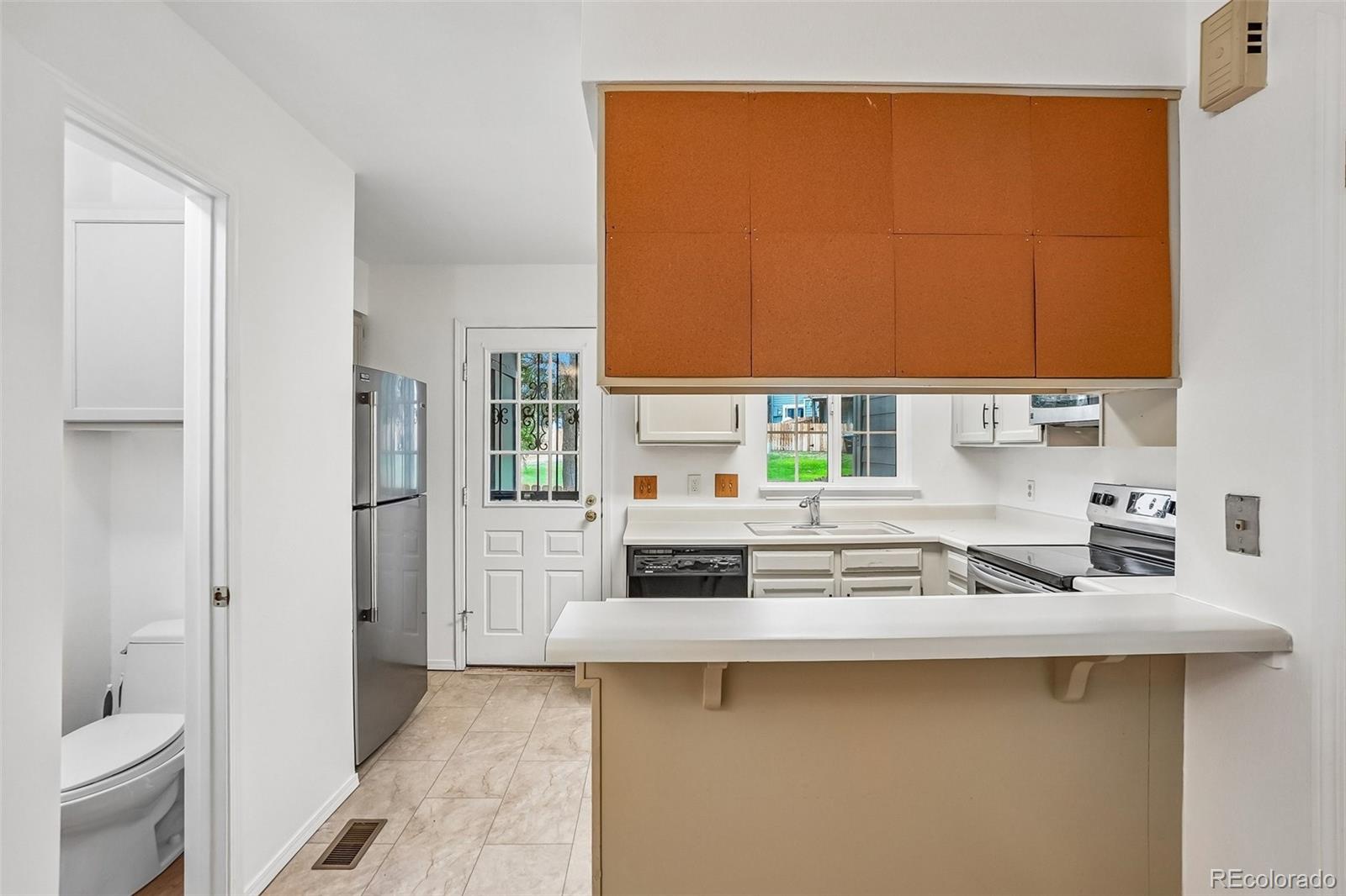 MLS Image #12 for 10212 w dartmouth avenue,denver, Colorado