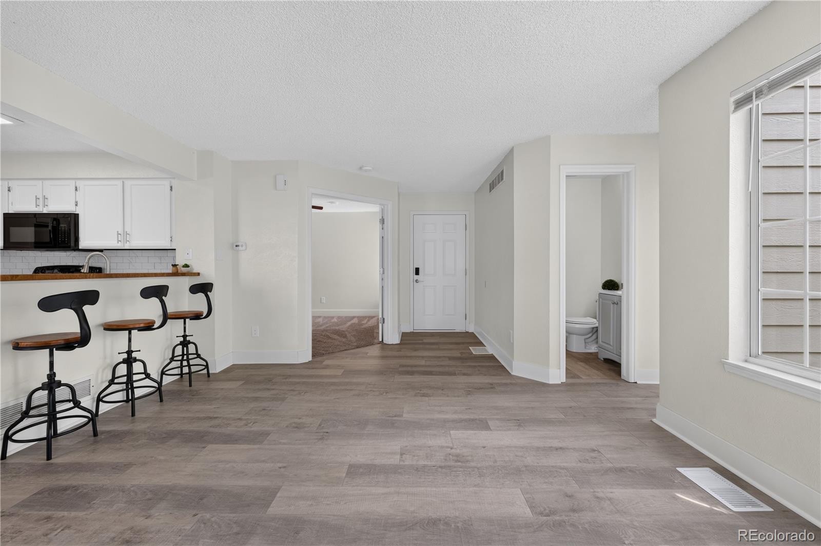 MLS Image #3 for 13884 e lehigh avenue a,aurora, Colorado