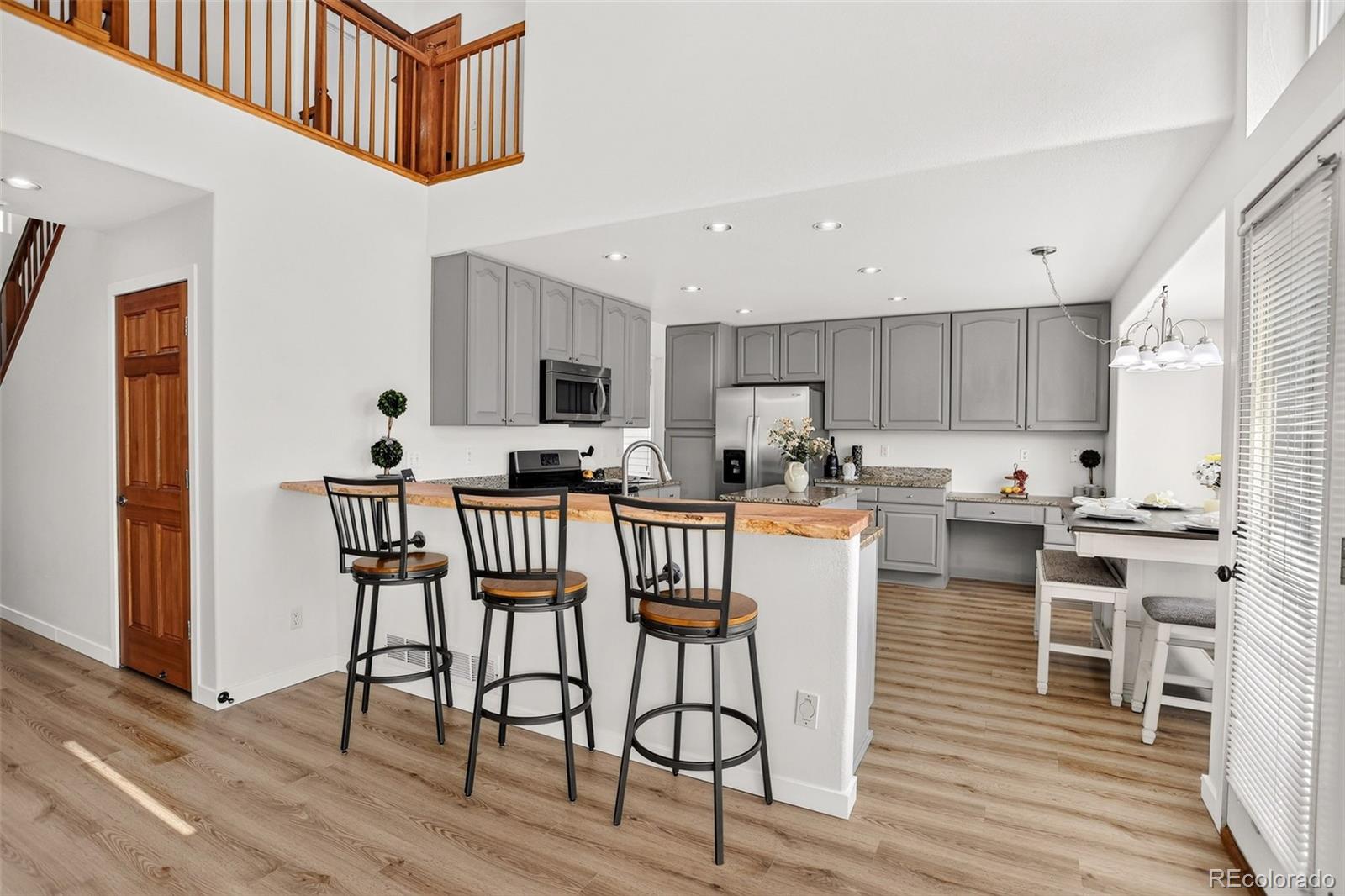MLS Image #10 for 9234 w hinsdale place,littleton, Colorado