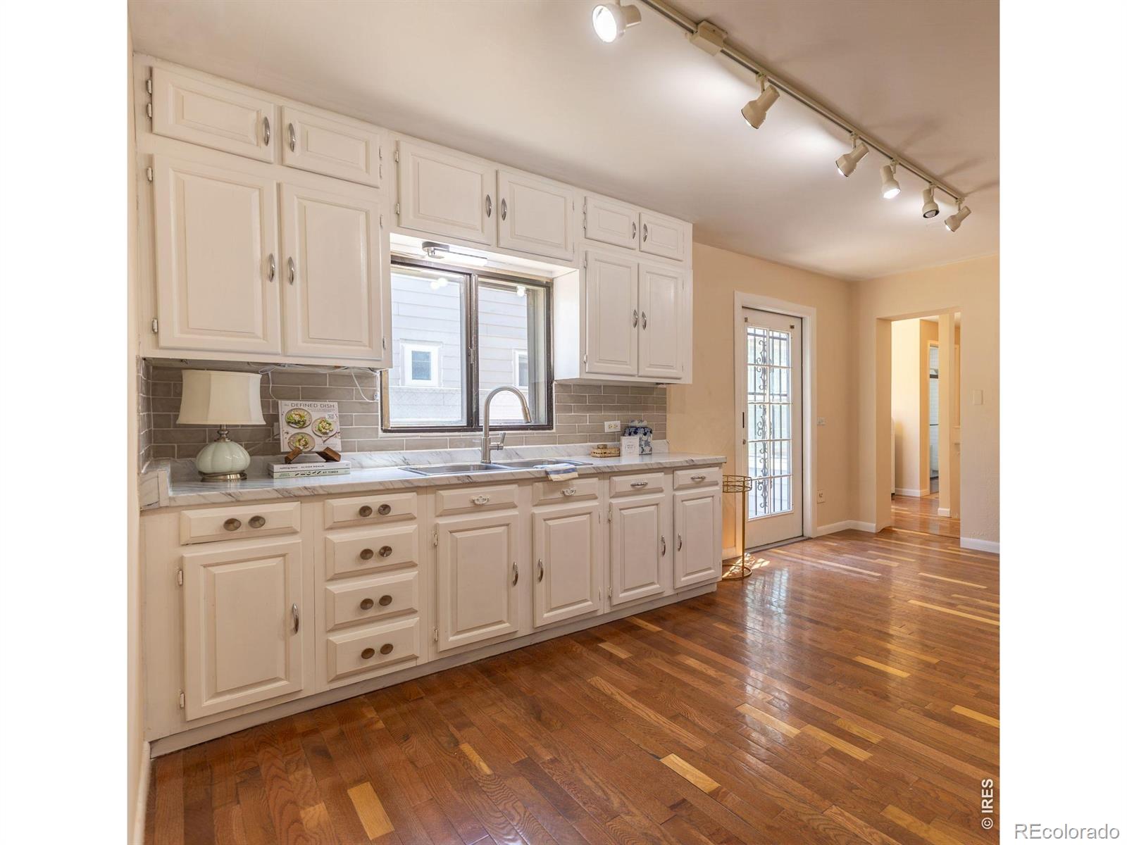 MLS Image #16 for 4077 s washington street,englewood, Colorado