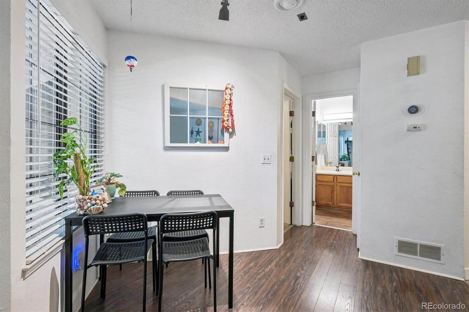 MLS Image #10 for 4840 e kentucky avenue,denver, Colorado