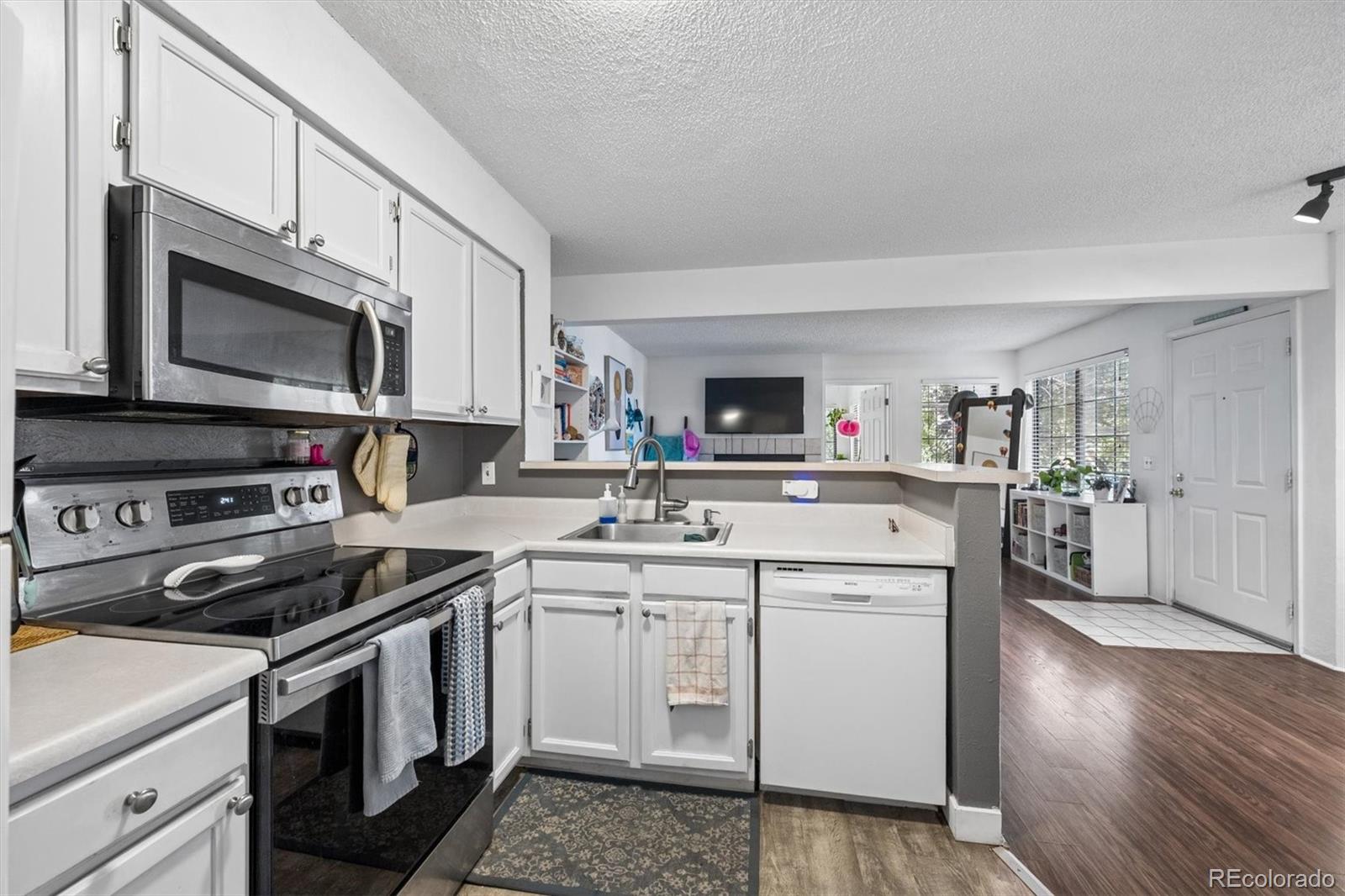 MLS Image #14 for 4840 e kentucky avenue,denver, Colorado