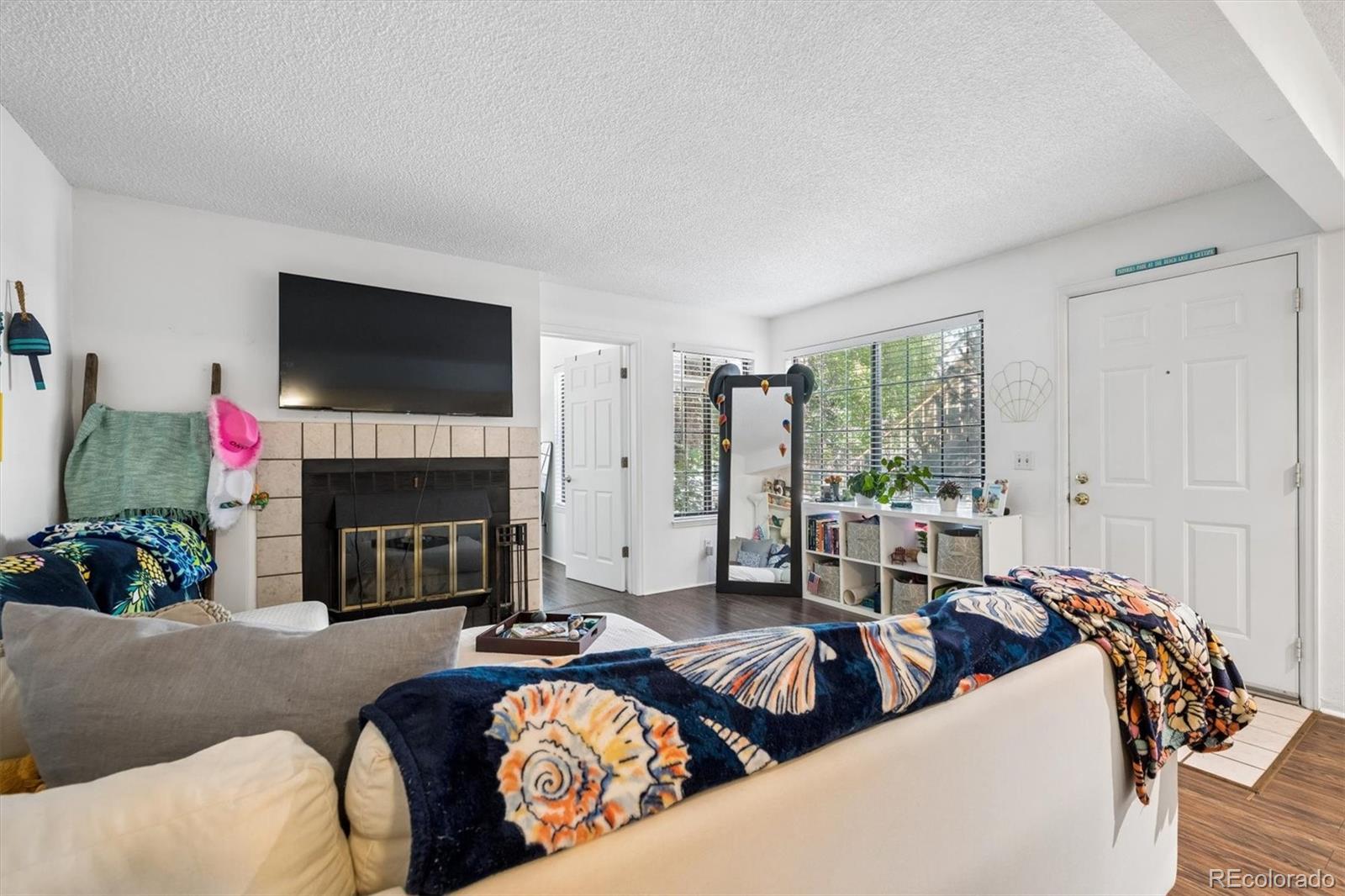 MLS Image #7 for 4840 e kentucky avenue,denver, Colorado