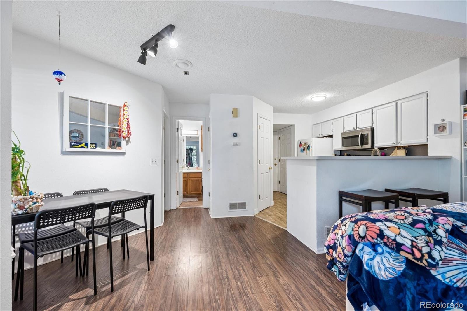 MLS Image #9 for 4840 e kentucky avenue,denver, Colorado