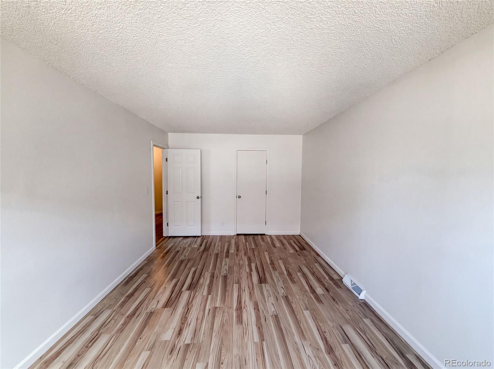 MLS Image #9 for 9867  lane street,denver, Colorado