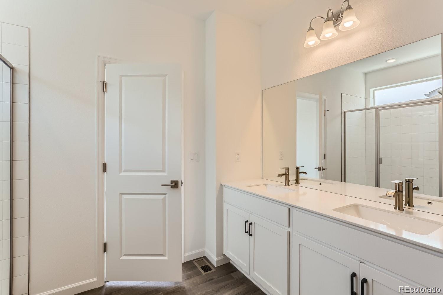 MLS Image #15 for 170 s vandriver way,aurora, Colorado