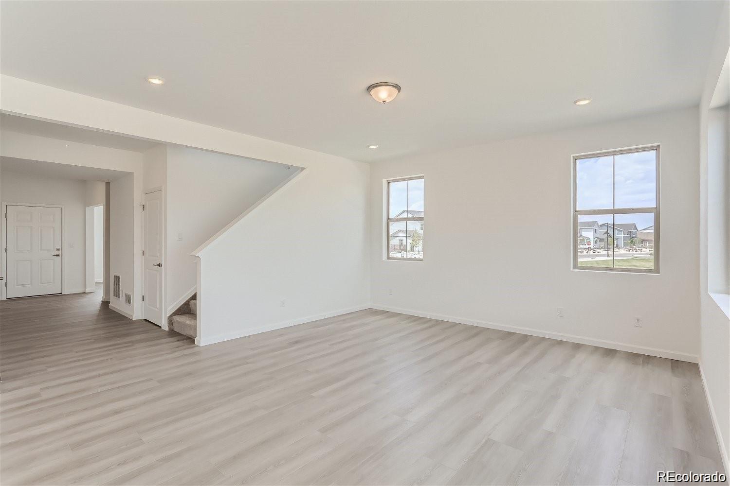 MLS Image #4 for 170 s vandriver way,aurora, Colorado