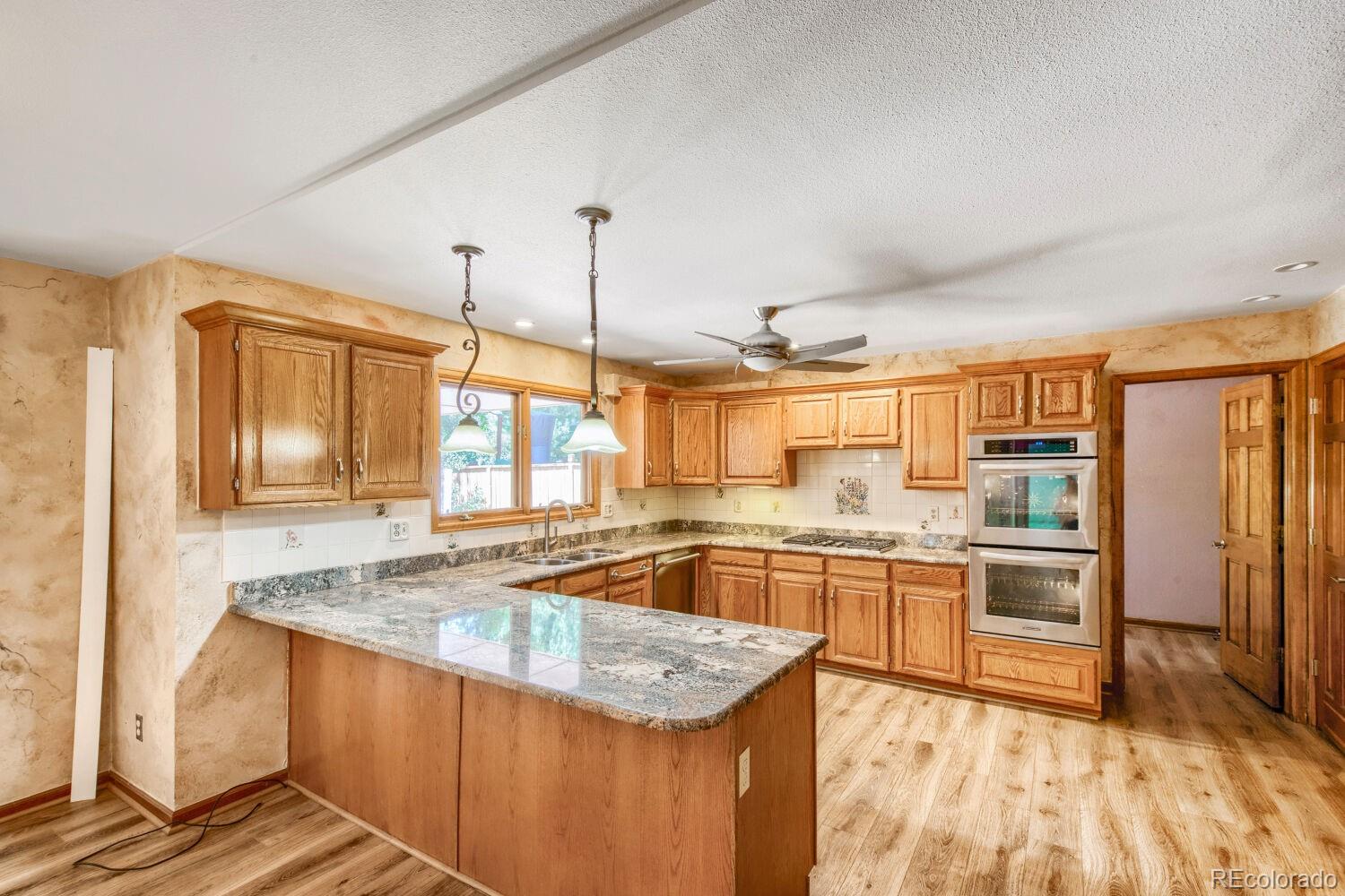 MLS Image #6 for 15956 e crestridge circle,aurora, Colorado