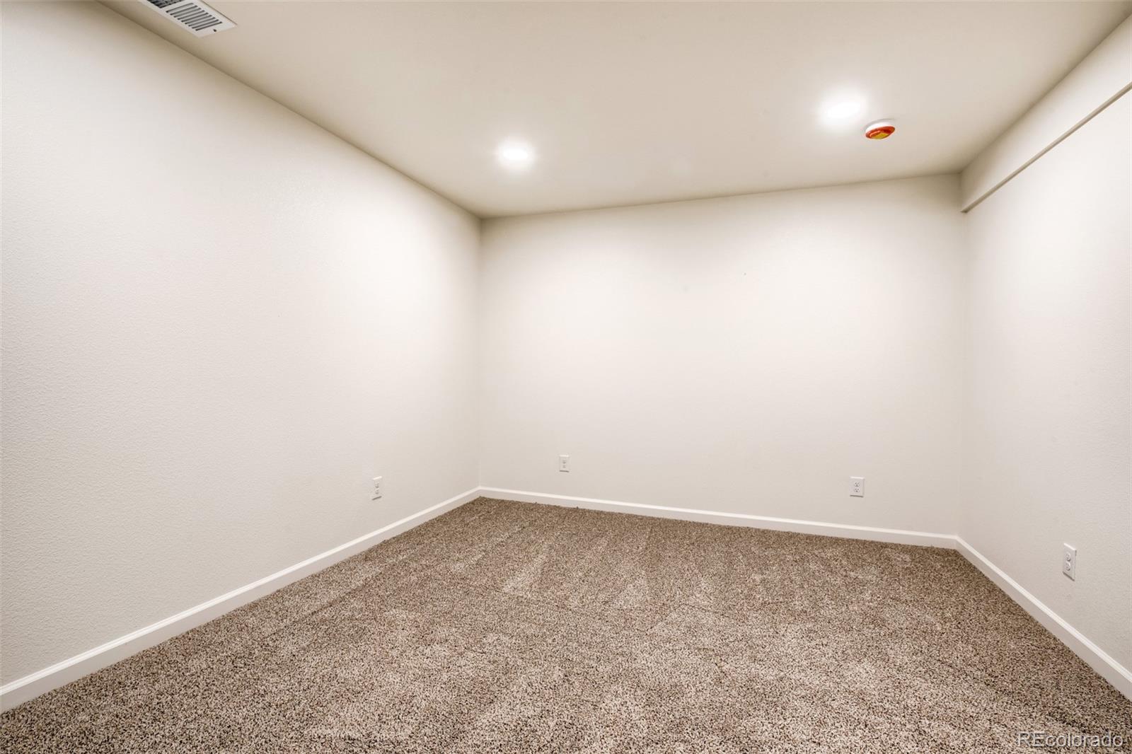MLS Image #25 for 7605  cove circle ,centennial, Colorado