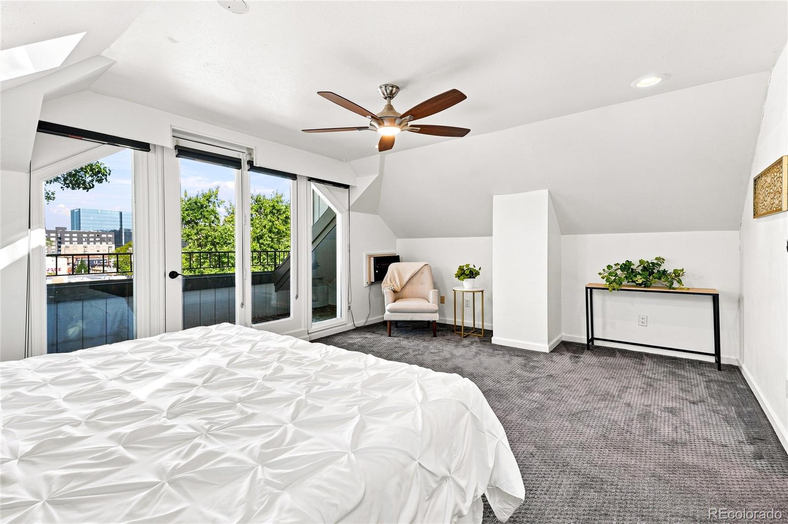 MLS Image #24 for 690 n pennsylvania street,denver, Colorado